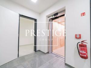 Pronájem bytu 1+kk, Praha - Vysočany, Strnadových, 35 m2