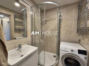 Pronájem bytu 1+kk, Praha - Vysočany, Bassova, 30 m2