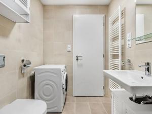 Pronájem bytu 1+kk, Praha - Jinonice, Kloudova, 33 m2