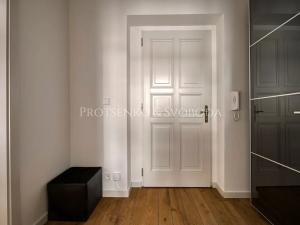 Prodej bytu 2+kk, Praha - Žižkov, U božích bojovníků, 48 m2