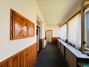 Prodej vily, Kamenné Žehrovice, Revoluční, 280 m2