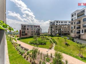 Pronájem bytu 2+kk, Praha - Ruzyně, Huppnerova, 54 m2