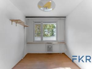 Prodej bytu 2+kk, Praha - Prosek, Zárybská, 42 m2