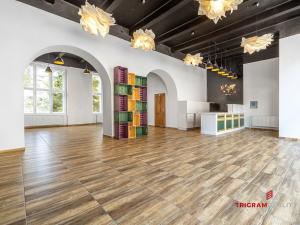 Pronájem obchodního prostoru, Hradec Králové, Gočárova třída, 107 m2