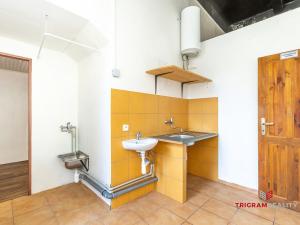 Pronájem obchodního prostoru, Hradec Králové, Gočárova třída, 107 m2