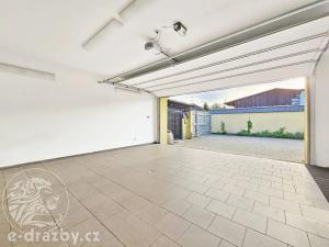 Prodej rodinného domu, Sulice, Úzká, 265 m2