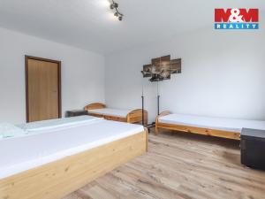 Prodej bytu 3+1, Frýdek-Místek - Frýdek, J. Božana, 82 m2