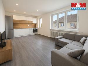 Prodej bytu 3+1, Krupá, 69 m2