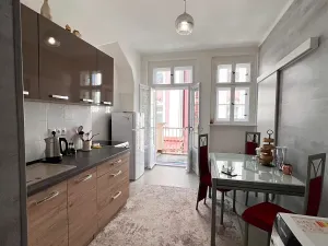Prodej bytu 2+1, Karlovy Vary, Krále Jiřího, 85 m2