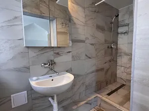 Prodej bytu 2+1, Karlovy Vary, Krále Jiřího, 85 m2