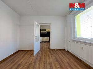 Prodej bytu 4+1, Klášterec nad Ohří, Družstevní, 85 m2
