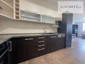Prodej bytu 3+kk, Praha - Kamýk, Papírníkova, 62 m2