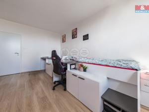 Prodej bytu 3+1, Chomutov, Bezručova, 85 m2