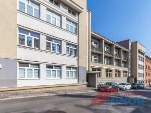 Prodej bytu 3+1, Slaný, Navrátilova, 146 m2