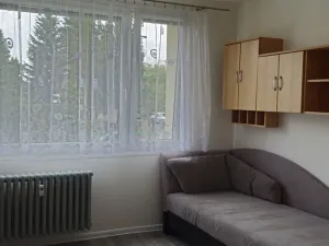 Pronájem bytu 3+1, Praha - Kamýk, Otradovická, 82 m2