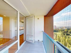 Pronájem bytu 3+kk, Praha - Kobylisy, Famfulíkova, 65 m2