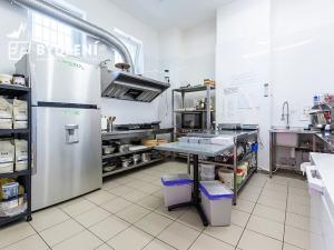 Pronájem restaurace, Teplice, U divadla, 162 m2
