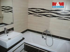 Pronájem bytu 2+1, Krnov - Pod Cvilínem, Svatováclavská, 57 m2