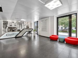 Pronájem kanceláře, Praha - Holešovice, Jankovcova, 241 m2