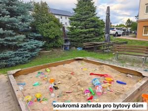 Prodej bytu 3+kk, Milovice, Slepá, 65 m2
