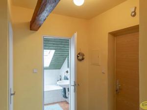 Pronájem bytu 1+kk, Šternberk, Komenského, 32 m2