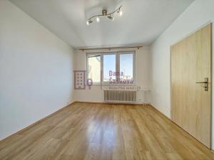 Pronájem bytu 3+1, Jindřichův Hradec, sídliště Vajgar, 65 m2
