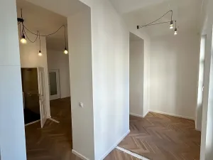Prodej bytu 2+kk, Praha - Bubeneč, U studánky, 63 m2