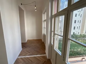 Prodej bytu 2+kk, Praha - Bubeneč, U studánky, 63 m2