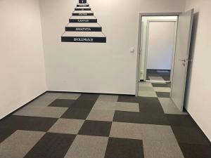 Pronájem kanceláře, Praha - Libeň, U libeňského pivovaru, 57 m2