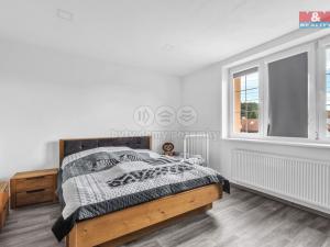 Prodej rodinného domu, Boseň, 180 m2
