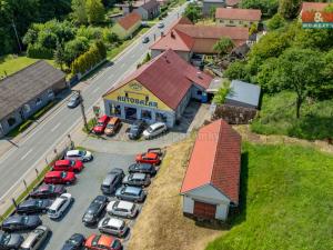 Prodej obchodního prostoru, Šarovy, 400 m2