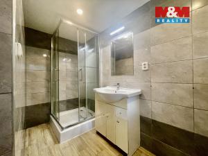 Prodej atypického bytu, Slaný, Ouvalova, 39 m2