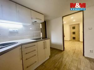 Prodej atypického bytu, Slaný, Ouvalova, 37 m2