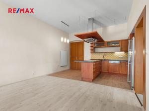 Pronájem bytu 3+kk, Plzeň, Na Roudné, 90 m2
