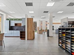 Pronájem obchodního prostoru, Praha - Hloubětín, Poděbradská, 326 m2