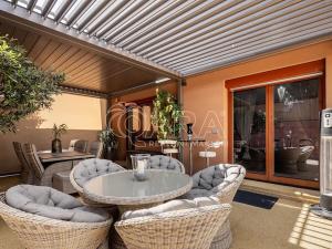 Prodej obchodního prostoru, Zeleneč, Jitrocelová, 150 m2