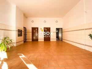 Prodej bytu 3+1, Praha - Vršovice, Baškirská, 89 m2