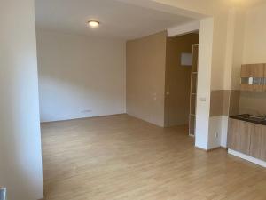 Pronájem bytu 3+kk, Kladno, Dr. Vrbenského, 94 m2