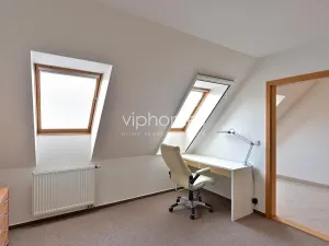 Pronájem rodinného domu, Praha - Řepy, Na Fialce II, 280 m2