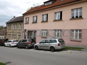 Pronájem bytu 1+1, Praha - Břevnov, Sestupná, 38 m2