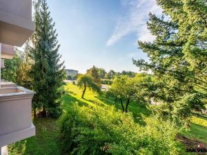 Pronájem bytu 2+1, Praha - Čakovice, Svratecká, 55 m2