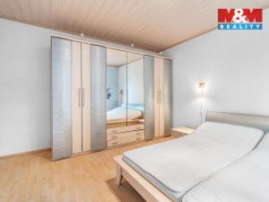 Prodej rodinného domu, Velké Chvojno - Malé Chvojno, 240 m2