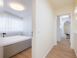 Pronájem vily, Praha - Horní Měcholupy, U Golfu, 188 m2