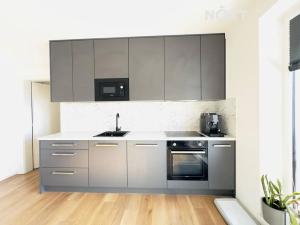 Pronájem bytu 2+kk, České Budějovice, Nádražní, 51 m2