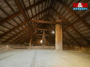 Prodej rodinného domu, Křenice, Hlavní, 266 m2