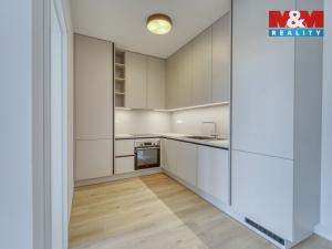Pronájem bytu 2+kk, Plzeň - Skvrňany, Františka Kováříka, 63 m2