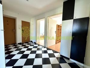 Pronájem bytu 3+1, Vsetín, Na Kamencoch, 81 m2