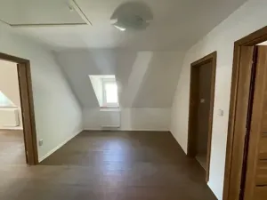 Pronájem rodinného domu, Petrovice, 338 m2