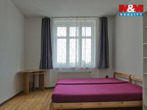 Pronájem bytu 4+1, Čáslav - Čáslav-Nové Město, Husova, 98 m2
