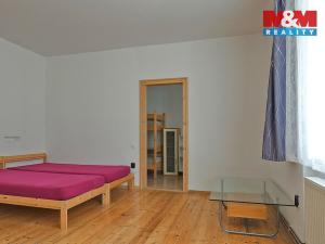 Pronájem bytu 4+1, Čáslav - Čáslav-Nové Město, Husova, 98 m2